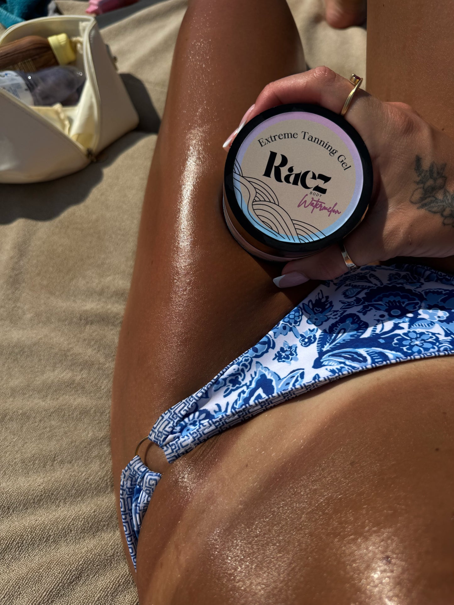 Extreme Tanning Gel – Raez Body – Fast Acting Accelerator
